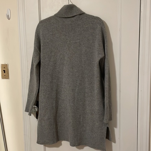 Cashmere Ribbed Tunic - Picture 5 of 5